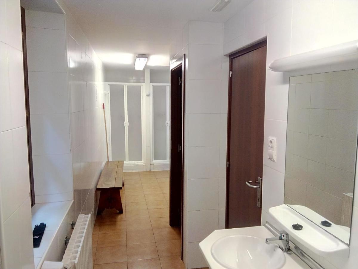 Albergue De Canfranc Estacion Εξωτερικό φωτογραφία