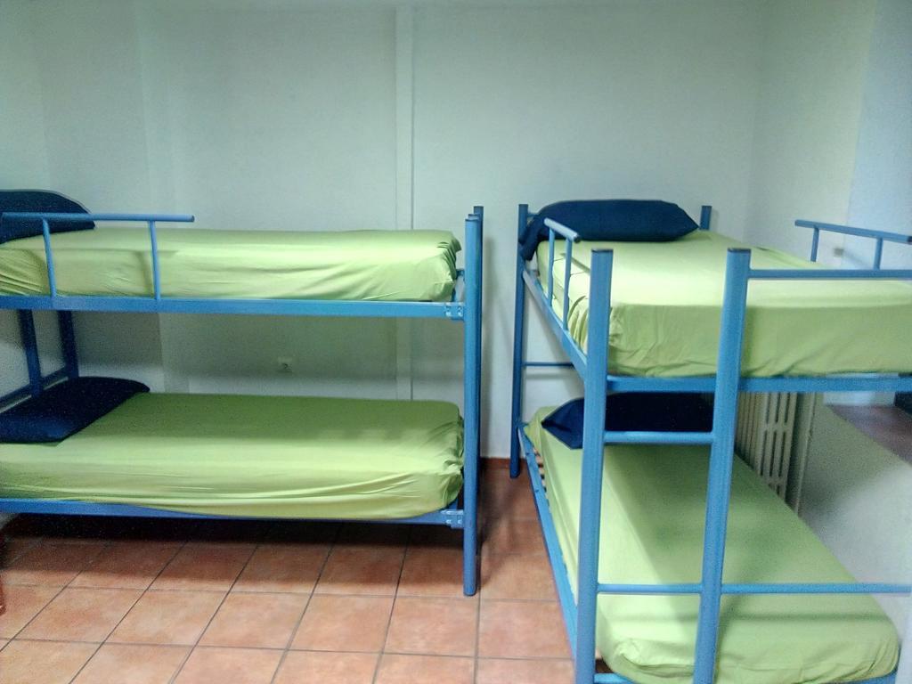 Albergue De Canfranc Estacion Δωμάτιο φωτογραφία