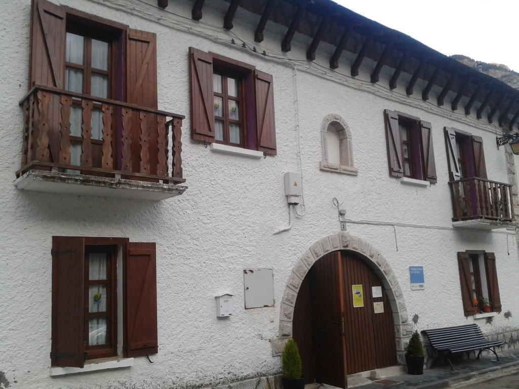 Albergue De Canfranc Estacion Δωμάτιο φωτογραφία