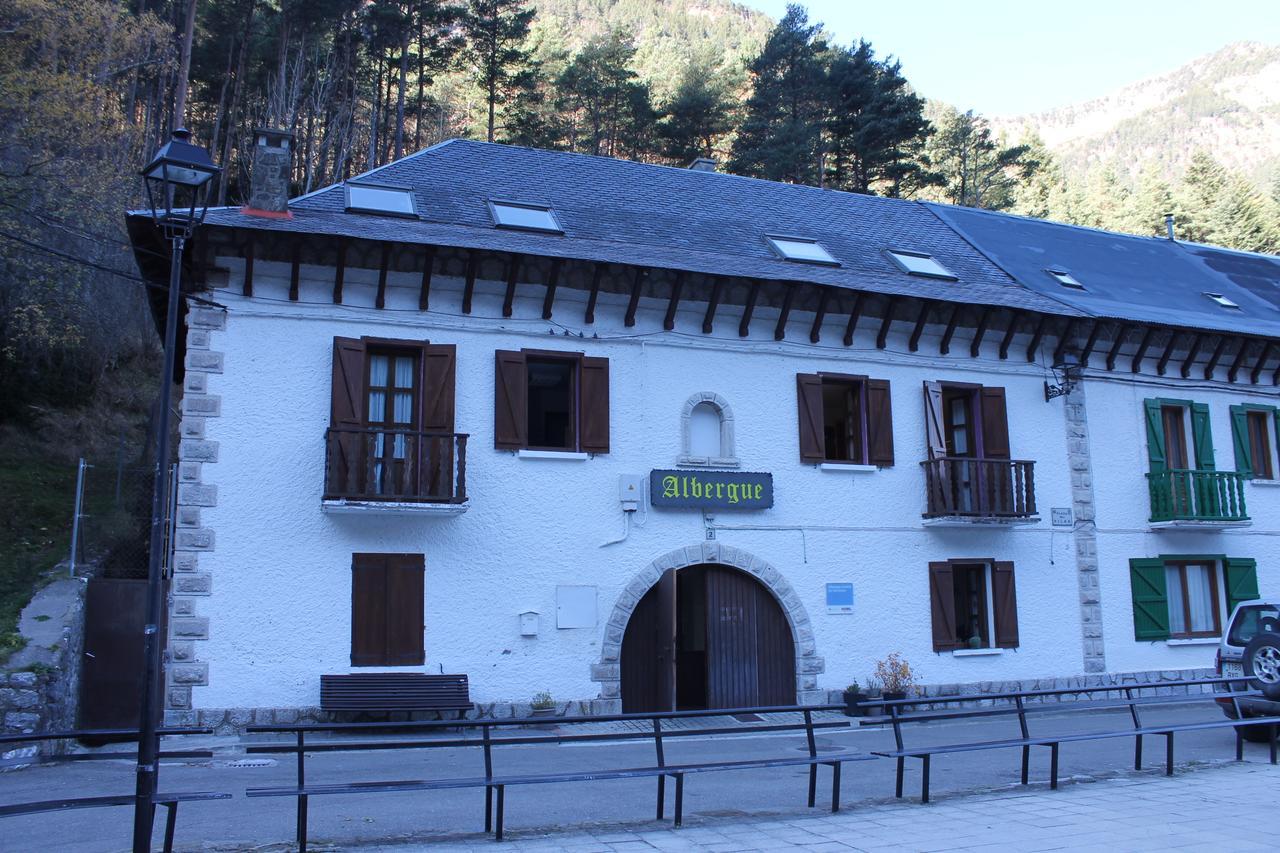 Albergue De Canfranc Estacion Εξωτερικό φωτογραφία